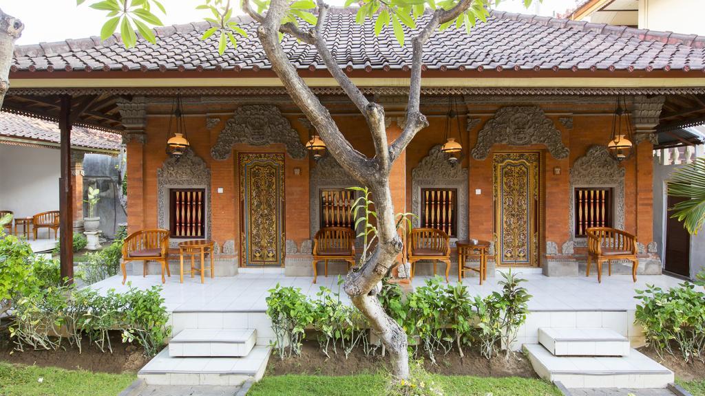 ホテル Surya Tropical Kuta クタ 部屋 写真