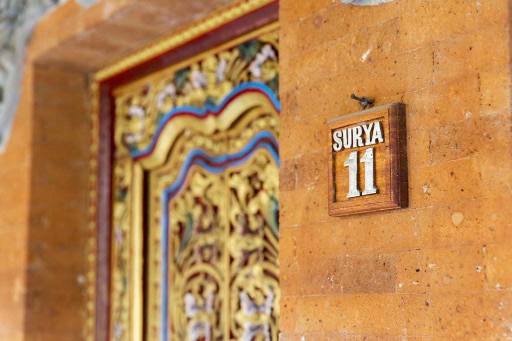 ホテル Surya Tropical Kuta クタ エクステリア 写真